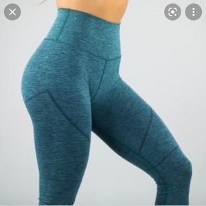 Alphalete Seamless Leggings size medium! Brand new with tags!